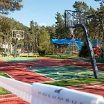 Columbus 3* Rowy