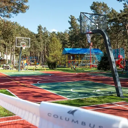 Columbus 3* Rowy